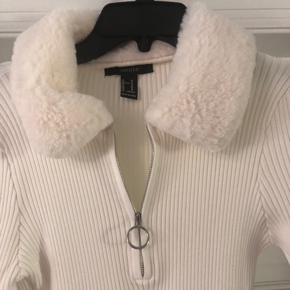 Forever 21 woman JR dress beige - Picture 2 of 16